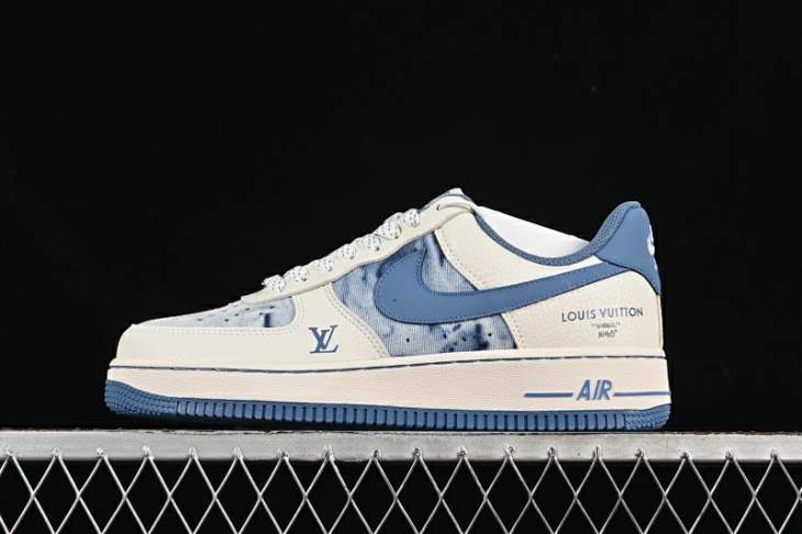 Picture of Air Force 1 _SKUfw20212856474409440fw
